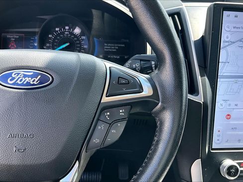 Used 2023 Ford Edge SEL AWD/4WD image 23