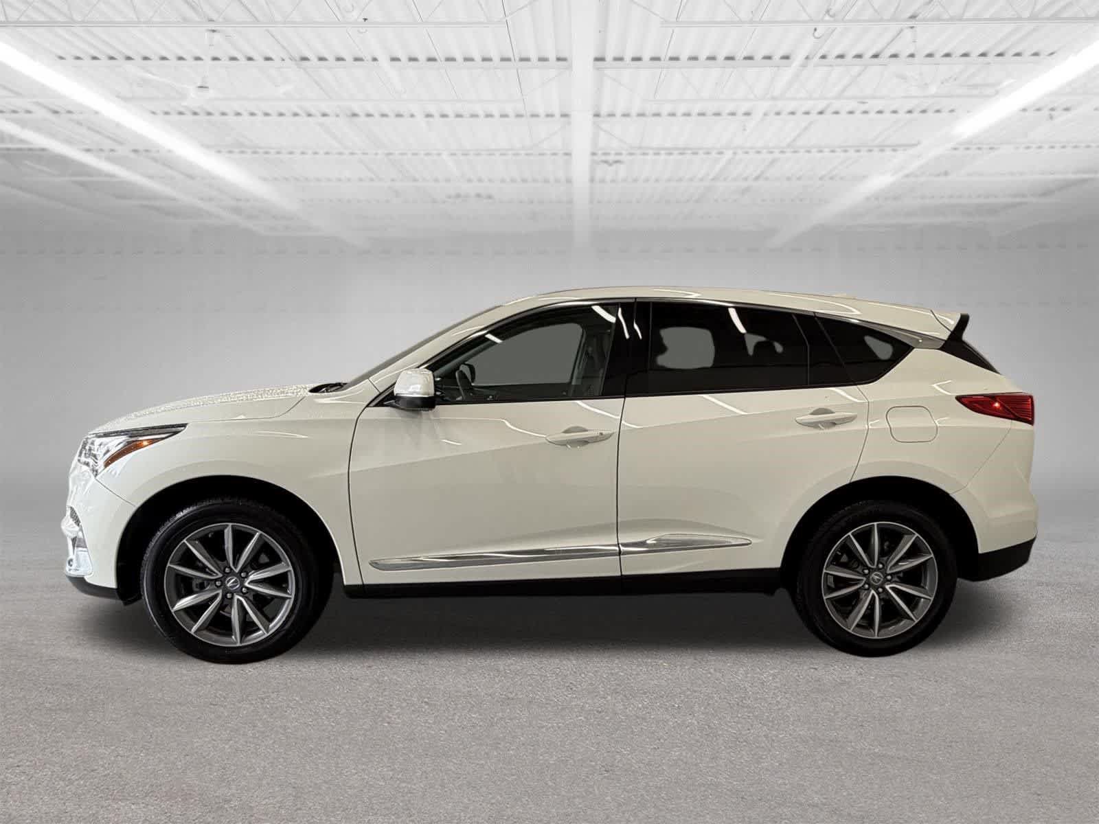Used 2019 Acura RDX w/ Technology Package AWD/4WD image 2