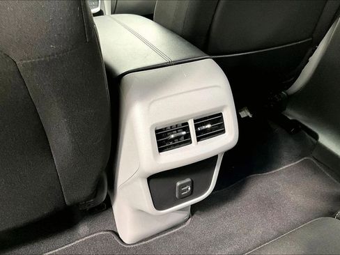 Used 2022 GMC Terrain SLE w/ Driver Convenience Package FWD image 29