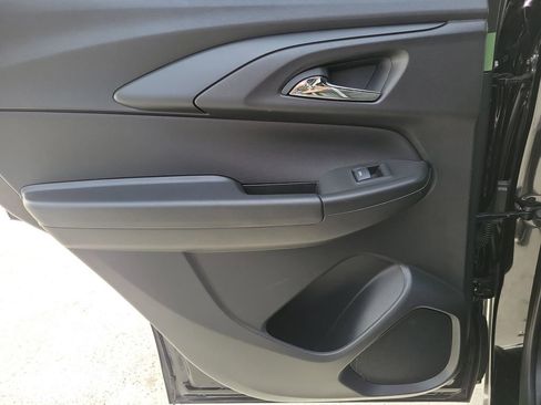 Used 2026 Chevrolet TrailBlazer RS w/ Convenience Package image 16