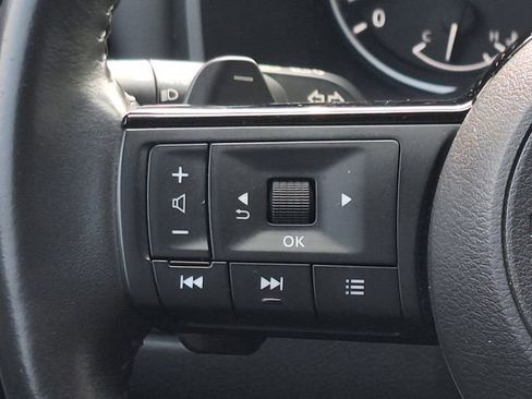 Certified 2021 Nissan Rogue SV w/ Premium Package FWD image 14