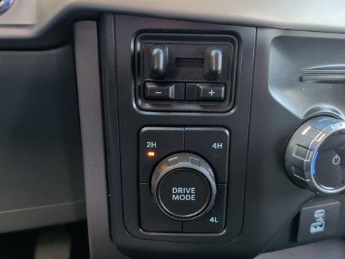 Certified 2022 Ford F150 XLT w/ Equipment Group 302A High image 26