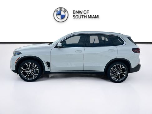 Used 2025 BMW X5 sDrive40i w/ Parking Assistance Package RWD image 4