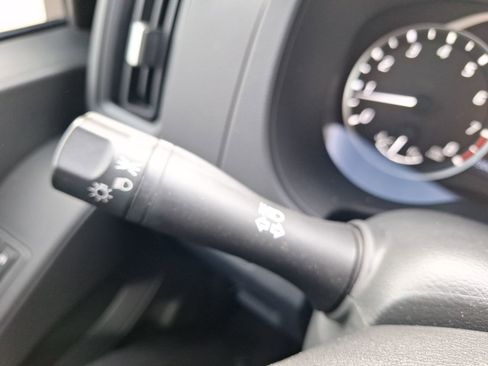 Used 2025 Nissan Frontier S image 22