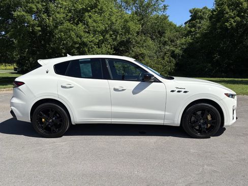 Used 2022 Maserati Levante Modena AWD/4WD image 8