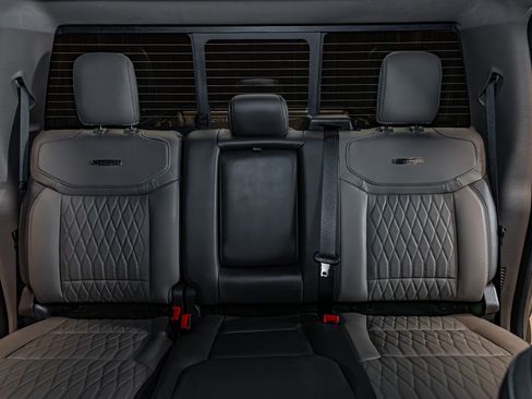 Used 2026 Ford F450 Platinum w/ Platinum Plus Package image 30