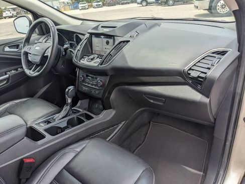 Used 2017 Ford Escape Titanium FWD image 14
