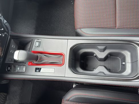 New 2026 Nissan Kicks SR w/ Cold Weather Package image 22