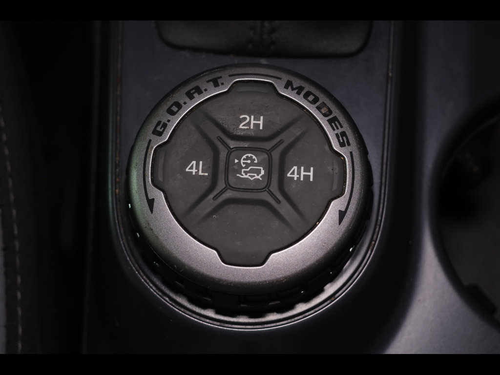 Used 2024 Ford Bronco Black Diamond AWD/4WD image 9