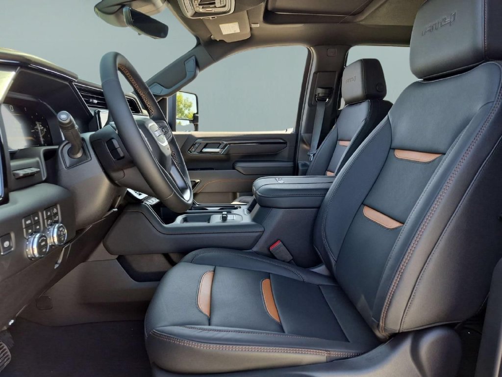 New 2026 GMC Sierra 2500 AT4 w/ AT4 Premium Plus Package AWD/4WD image 19