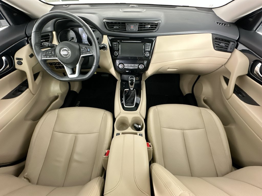 Used 2020 Nissan Rogue SL w/ Premium Package FWD image 10