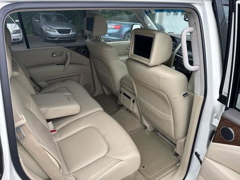 Used 2015 INFINITI QX80 4WD w/ 22" Wheel Package image 13