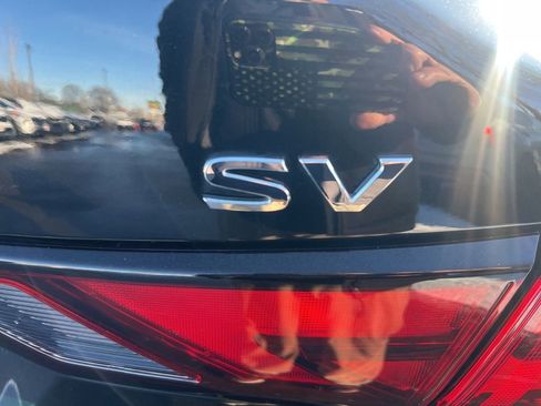 Certified 2022 Nissan Sentra SV image 32