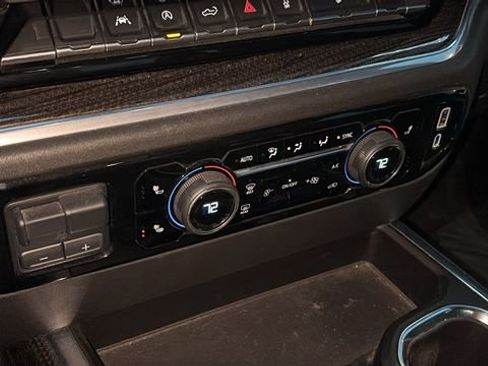 Used 2022 Chevrolet Silverado 1500 RST image 19