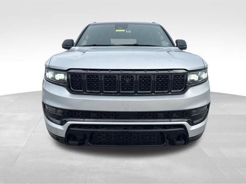 Used 2024 Jeep Grand Wagoneer Series II w/ Quick Order Packagew 28T image 5