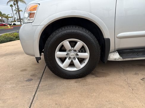 Used 2011 Nissan Armada SV RWD image 19