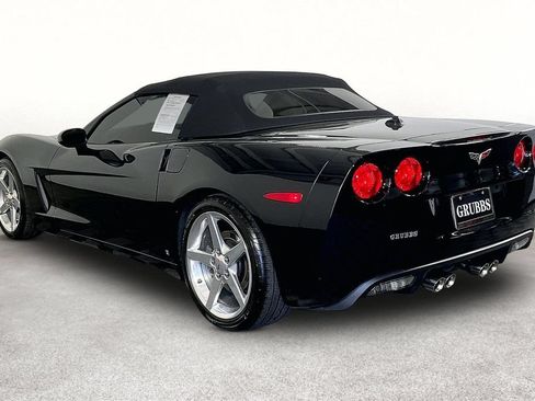 Used 2005 Chevrolet Corvette Convertible w/ Preferred Equipment Group RWD image 14