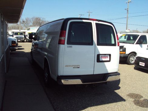 Used 2012 GMC Savana 1500 AWD image 5