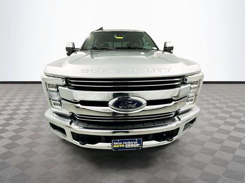 Used 2019 Ford F350 Lariat w/ Lariat Ultimate Package AWD/4WD image 2