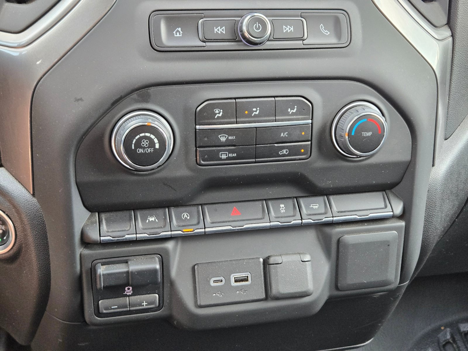Used 2024 Chevrolet Silverado 1500 W/T w/ WT Value Package RWD image 25