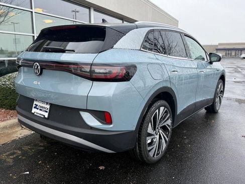 New 2025 Volkswagen ID.4 Pro S Plus image 3