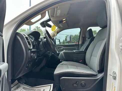 Used 2019 RAM 1500 Big Horn AWD/4WD image 10