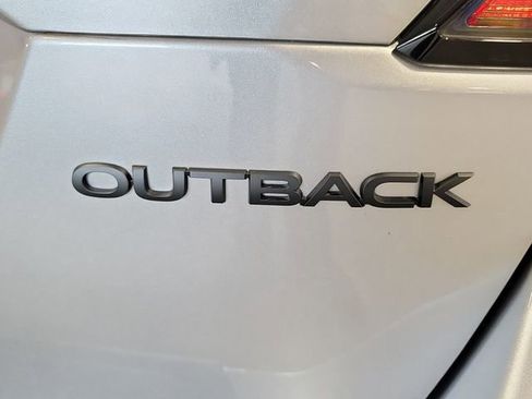 Used 2025 Subaru Outback Onyx Edition AWD/4WD image 27