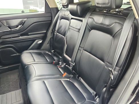Used 2025 Lincoln Corsair FWD image 38