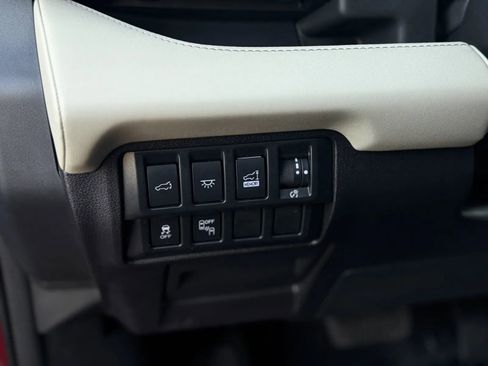 Used 2021 Subaru Ascent Limited w/ Technology Package image 28