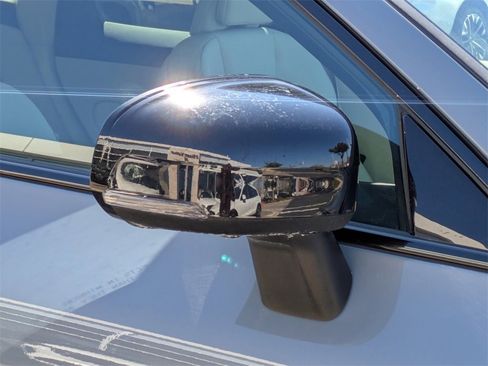 Certified 2023 Volvo XC60 B5 Plus image 12