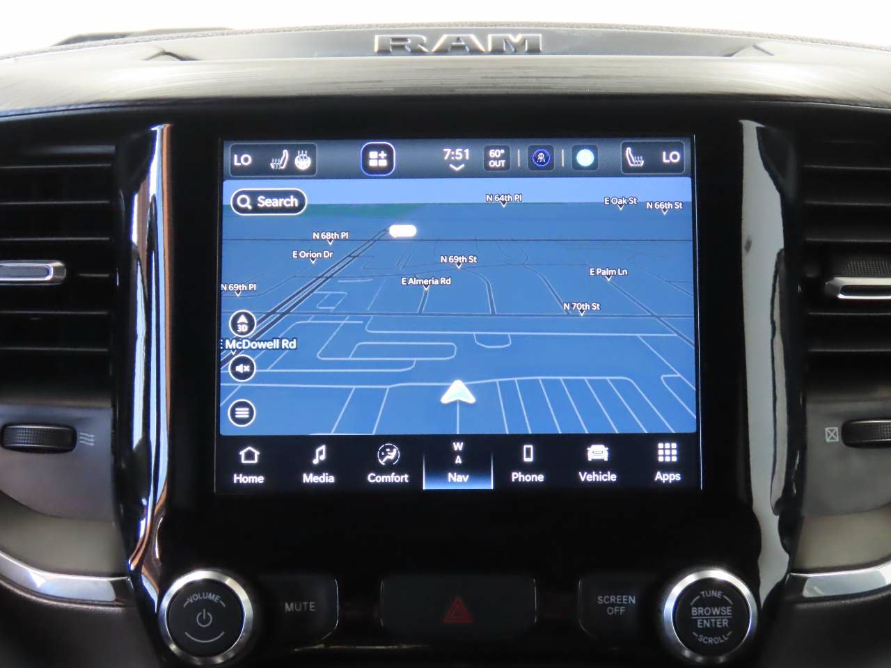 Used 2024 RAM 1500 Laramie RWD image 14