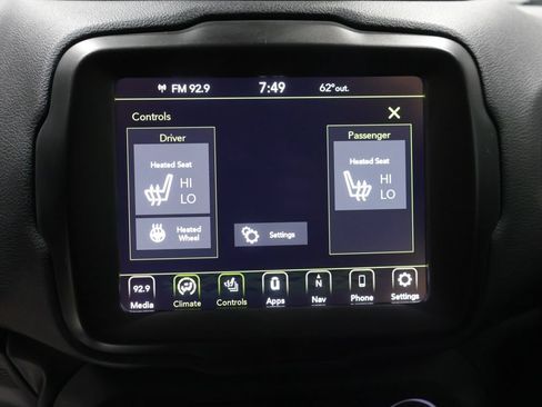 Used 2022 Jeep Renegade Trailhawk AWD/4WD image 27