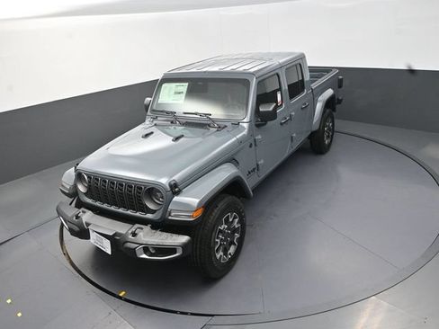 New 2026 Jeep Gladiator Sport AWD/4WD image 13