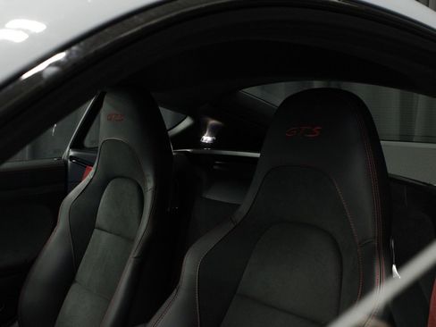Certified 2025 Porsche 718 Cayman GTS RWD image 20