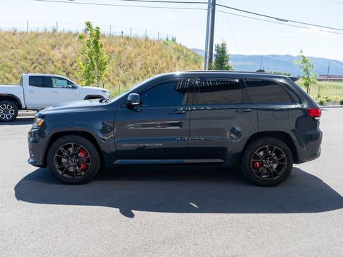 Used 2017 Jeep Grand Cherokee SRT AWD/4WD image 4