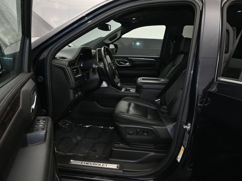 Used 2024 Chevrolet Tahoe LT RWD image 17