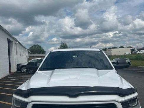 Used 2019 RAM 1500 Big Horn AWD/4WD image 2