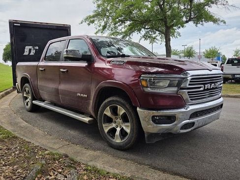 Used 2020 RAM 1500 Laramie AWD/4WD image 1