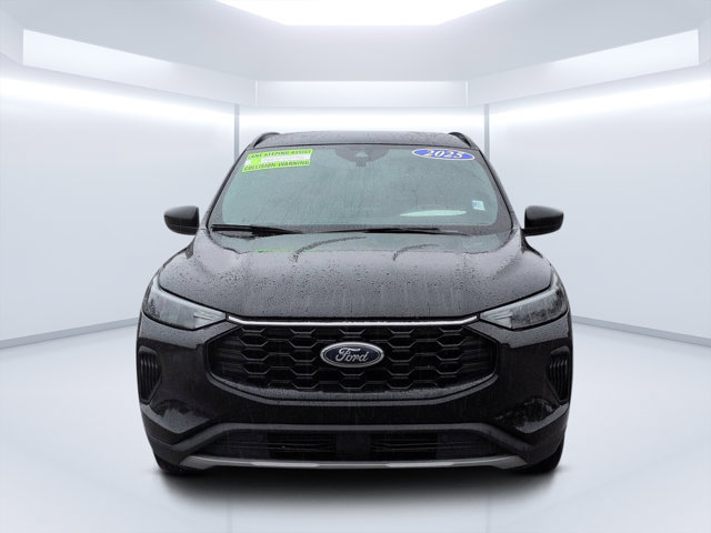 Used 2025 Ford Escape ST-Line FWD image 8