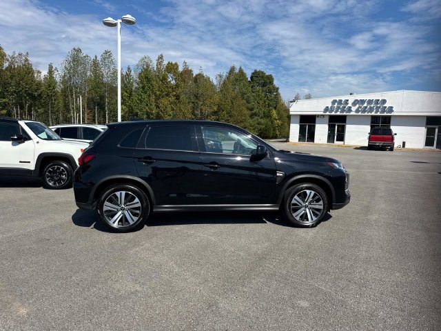 Used 2025 Mitsubishi Outlander Sport AWD image 3