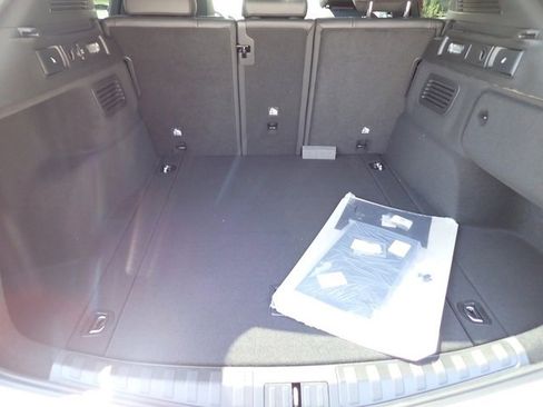 New 2025 Alfa Romeo Stelvio Sprint image 6