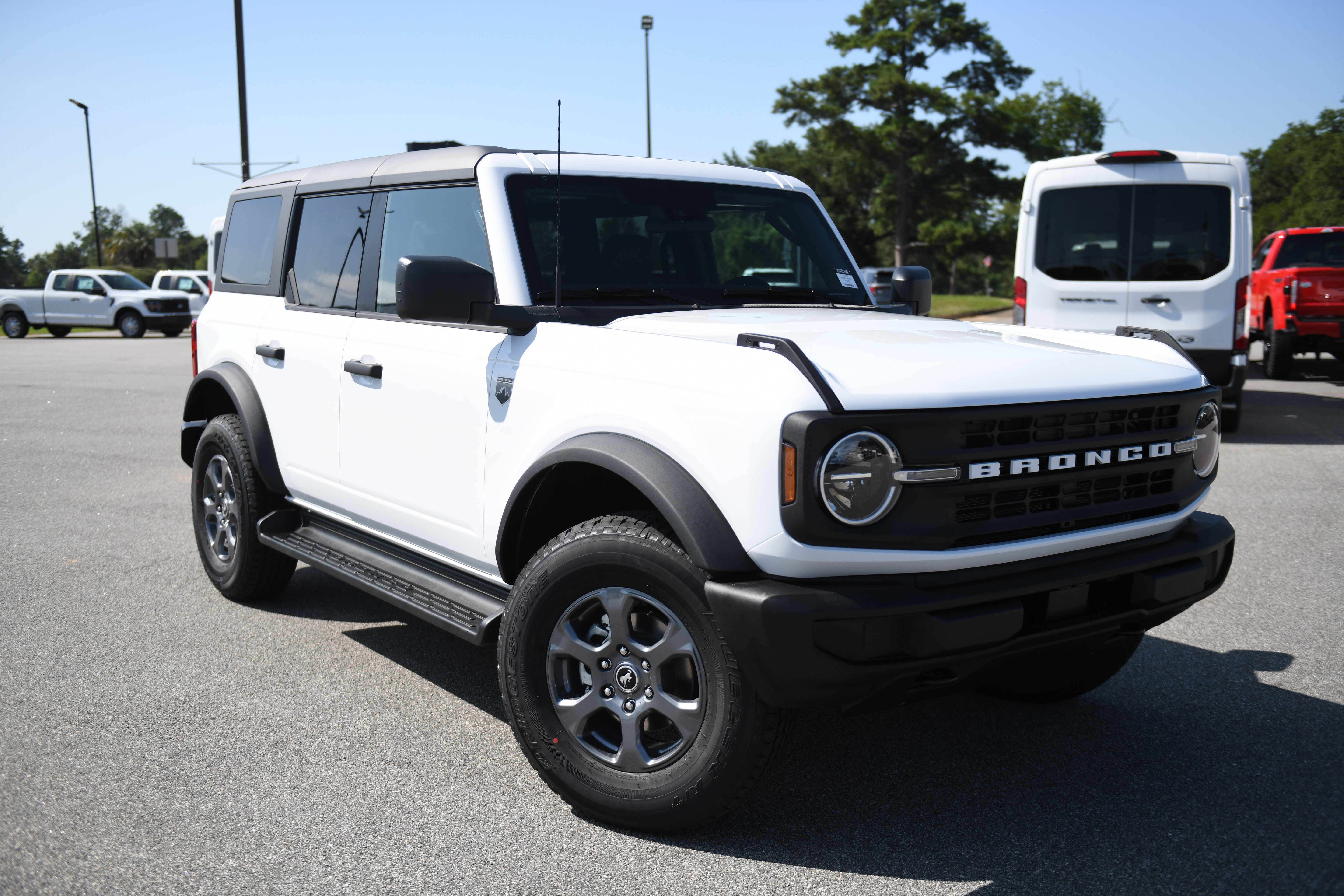 New 2026 Ford Bronco Big Bend AWD/4WD image 3