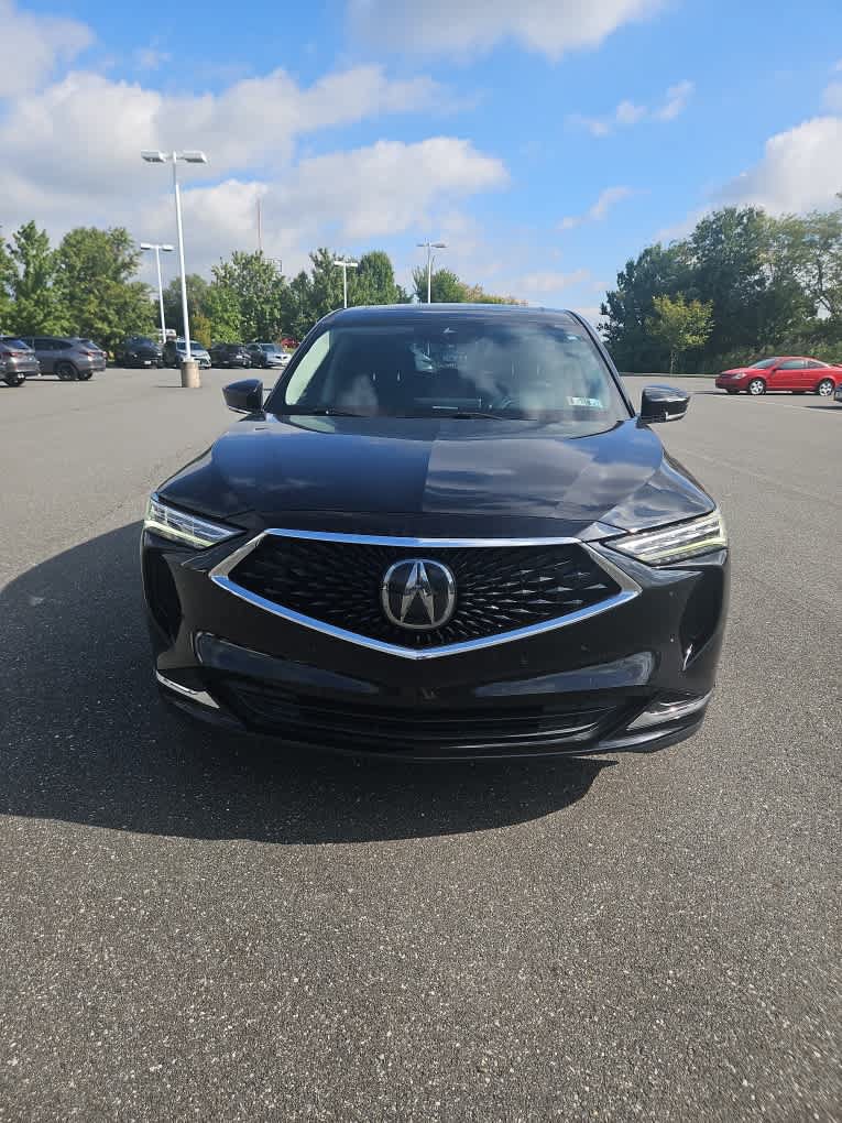 Used 2022 Acura MDX w/ Technology Package AWD/4WD image 2