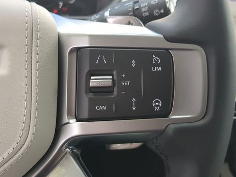 New 2026 Land Rover Discovery Limited Edition AWD/4WD image 27