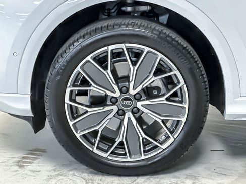 Certified 2025 Audi Q5 Premium Plus w/ Premium Plus image 26