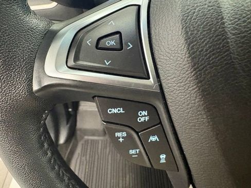 Used 2020 Ford Edge SEL w/ Convenience Package image 18