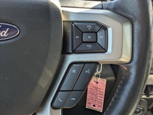 Used 2020 Ford F250 Lariat image 5
