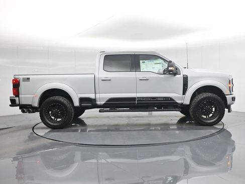 New 2026 Ford F250 Lariat w/ Black Appearance Package image 35