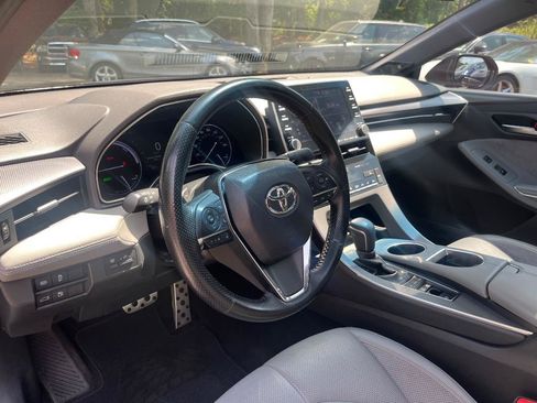 Used 2019 Toyota Avalon XSE w/ Four Season Floor Mat Package FWD image 15