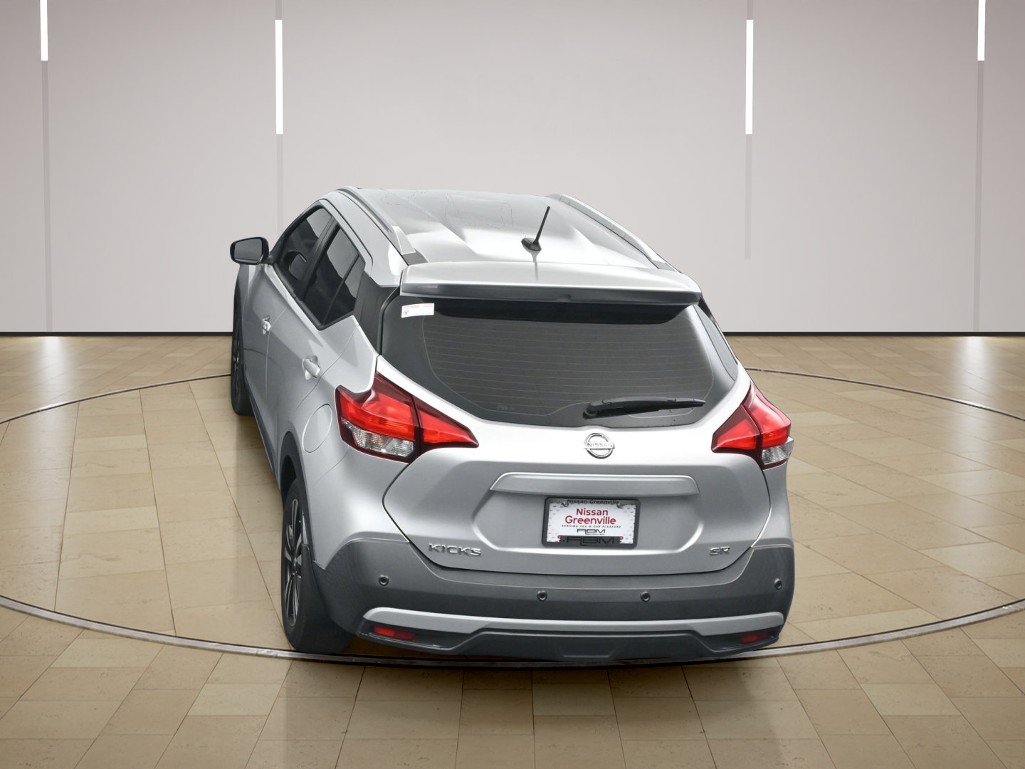 Used 2020 Nissan Kicks SR w/ SR Premium Package FWD image 34